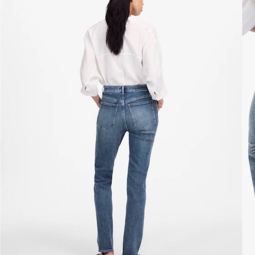 Madewell Women's Straight-Leg Jeans in Dark Blue - Picture 2 of 8